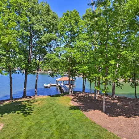 Lake Norman Retreat With Dock About 1 Mi To Marina!